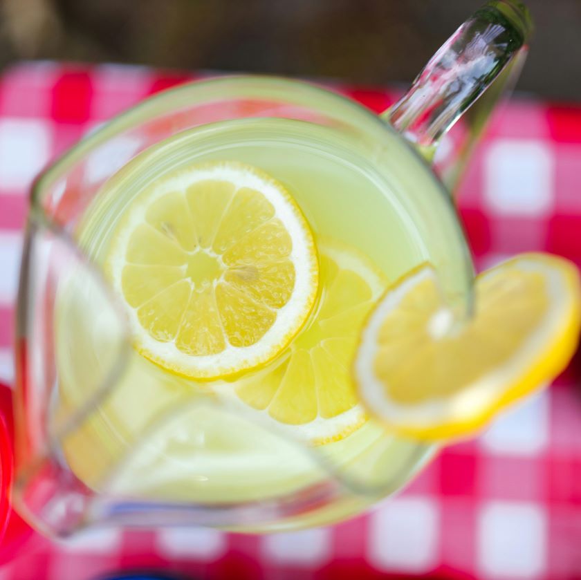 Refreshing Honey Ginger Lemonade: A Perfect Summer Drink